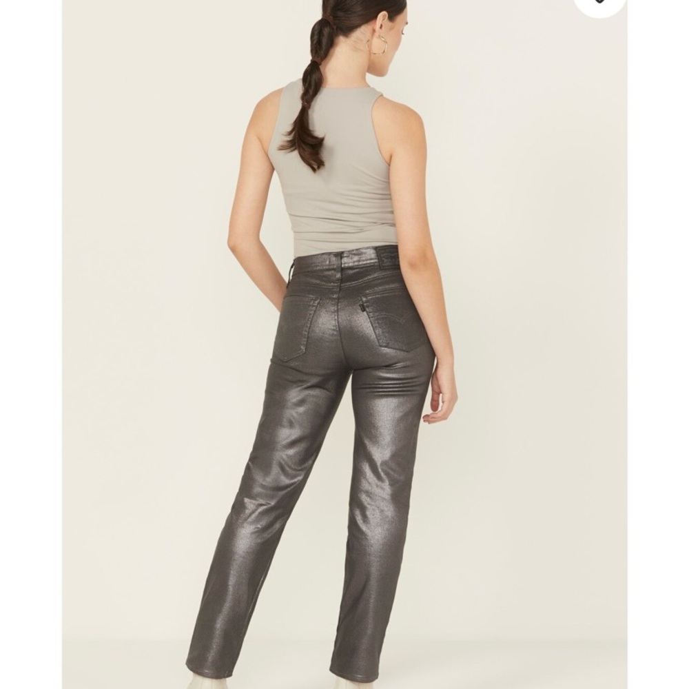 NEW MSRP $69 Levi's Women's Coated Shine Til Dawn 724 High Rise Stretch Denim